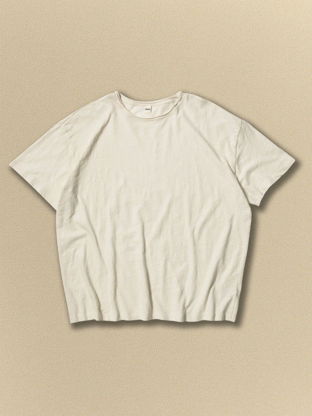 ELWOOD VINTAGE WHITE LARGE NEW WITH TAGS TEE